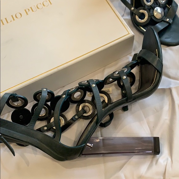 Emilio Pucci lucite heels - Picture 3 of 8